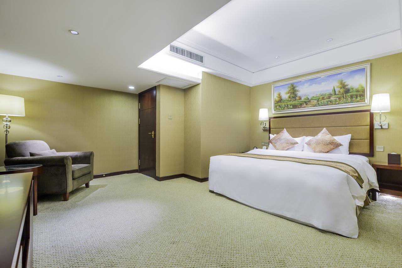 Northyorker Hotel Service Apartment Šen-jang Exteriér fotografie